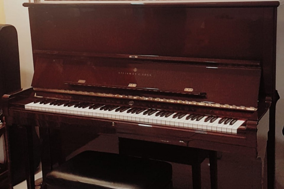 crown piano serial number