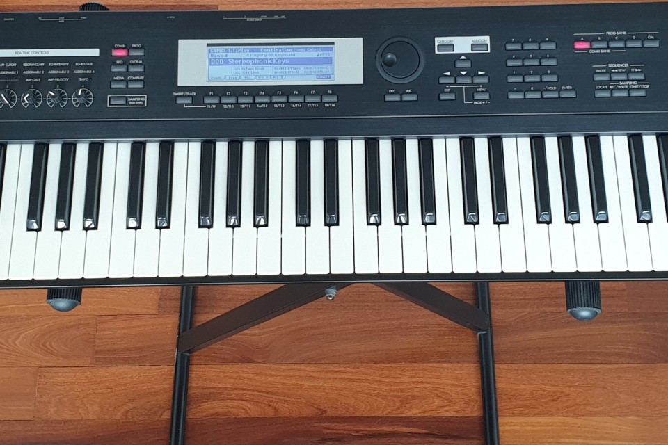 Korg TR 76 - Workstation Digital Keyboard Synthesizer | Used Piano