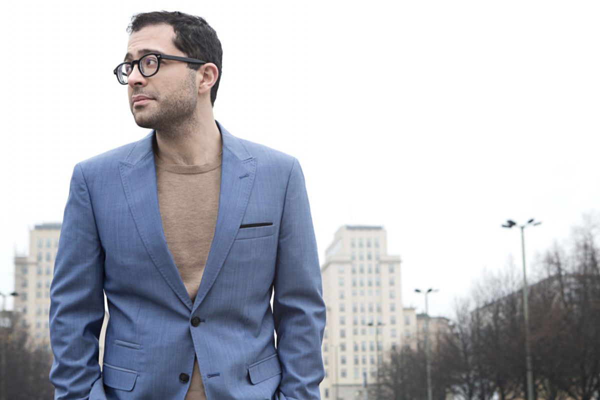 Modern man. Mahan Esfahani.